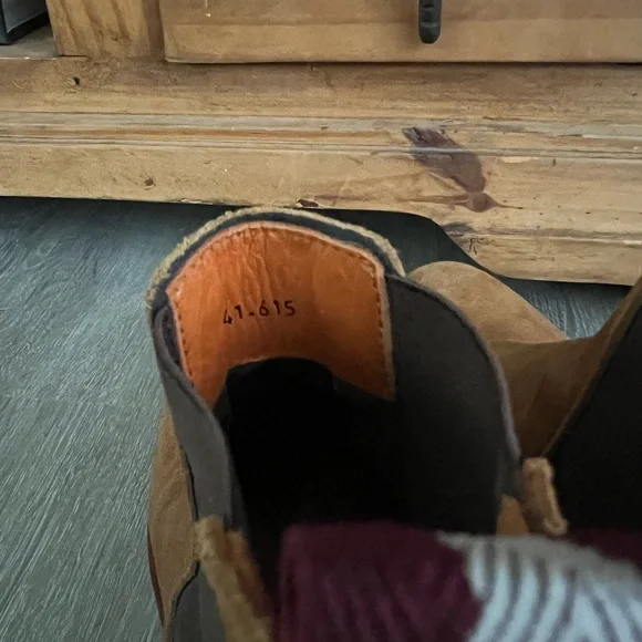 Cordings Duke for Cordings suede Chelsea boot - Picture 9 of 11